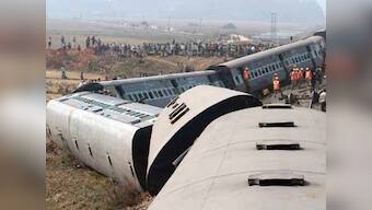  Train collision near Nashik, 3 killed, 31 injured