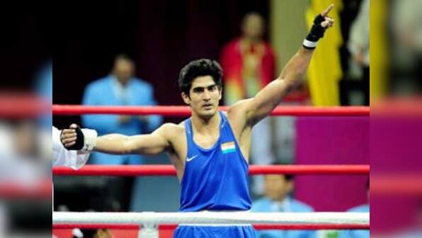 Vijender Singh eases into pre-quarter finals of Olympics