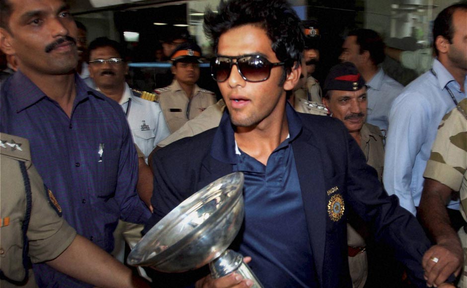 Images: India's Under 19 World Champions felicitated in Mumbai Images: India's Under 19 World Champions felicitated in Mumbai