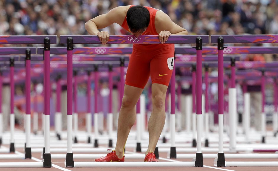 London 2012: China's Greatest Hope Liu Xiang Falls At First Hurdle ...