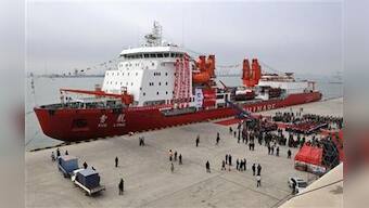 First Chinese ship crosses Arctic Ocean amid record melt