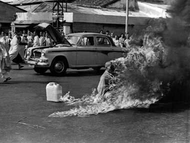 Vietnam 'Burning monk' photographer passes away
