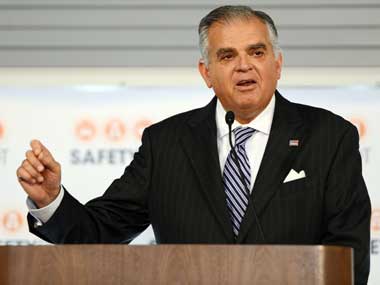 New road safety method in US: Talking cars New road safety method in US: Talking cars