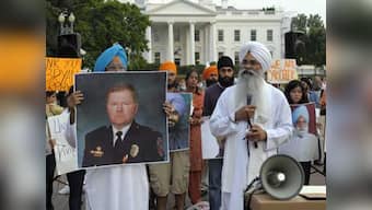US Gurdwara shooting: Badal meets injured, appeals for peace