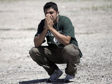 Gurdwara shooting: UPA bears the brunt of Sikh outrage in LS Gurdwara shooting: UPA bears the brunt of Sikh outrage in LS