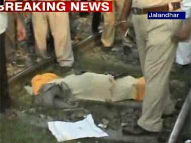 Lady traffic cop suspended for pushing Jalandhar girl to kill self Lady traffic cop suspended for pushing Jalandhar girl to kill self