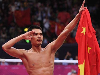 Badminton: Lin Dan retains gold after beating Lee Chong Wei Badminton: Lin Dan retains gold after beating Lee Chong Wei