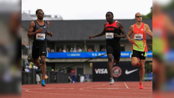 Manteo Mitchell finishes relay with broken leg