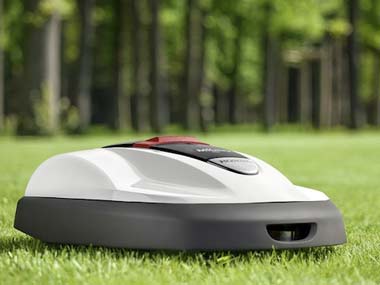 Meet Miimo, the worlds first robotic lawn mower! Meet Miimo, the worlds first robotic lawn mower!