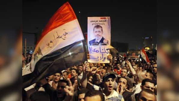 Egypt's military silently accepts Mursi's move