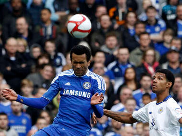 Bosingwa joins QPR on three-year deal