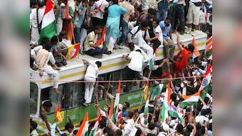 Live: Ramdev breaks fast, will leave to Haridwar