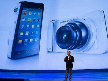 Samsung unveils Galaxy Camera with Android Samsung unveils Galaxy Camera with Android