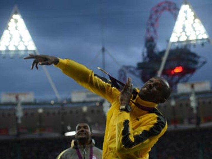 Will Bolt become first man with two 200m gold medals? 