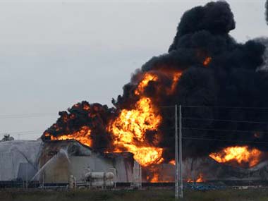 Venezuela fire spreads, toll rises to 41 Venezuela fire spreads, toll rises to 41