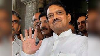 Vilasrao Deshmukh critical, family forbids health bulletin