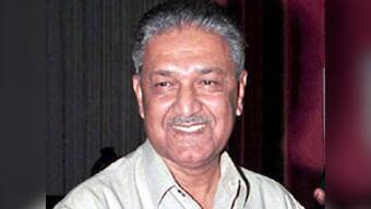 Father of Pak N-technology mulling politics