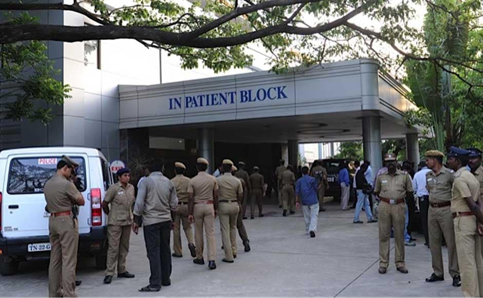 Security presence at the Global Hospitals in Chennai where Union Minister Vilasrao Deshmukh passed away on Tuesday. Firstpost Security presence at the Global Hospitals in Chennai where Union Minister Vilasrao Deshmukh passed away on Tuesday. Firstpost