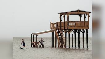 Isaac makes landfall in Lousiana, leaves over 170,000 in dark