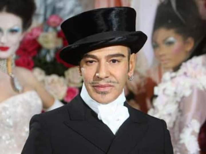 John Galliano stripped of French honour over anti-Semitic remarks