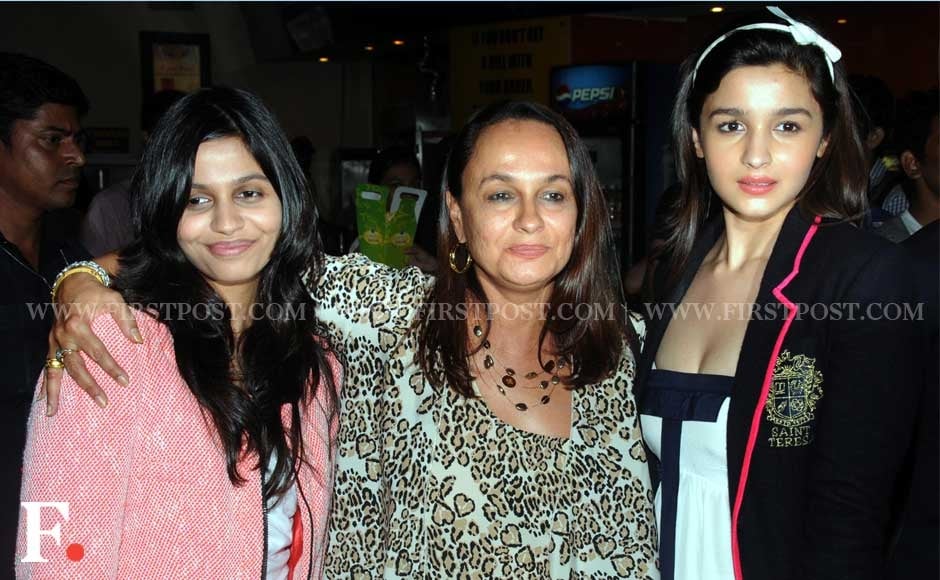 Soni Razdan with daughter Alia Bhatt and a friend. Sachin Gokhale/Firstpost Soni Razdan with daughter Alia Bhatt and a friend. Sachin Gokhale/Firstpost