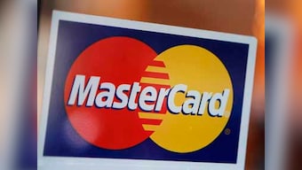 Payment firms can process transactions abroad, but must store data only in India, says RBI