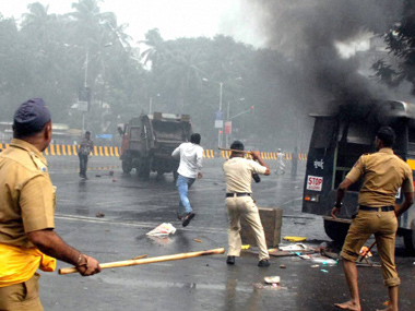43 arrested in Mumbai's Azad Maidan violence case 43 arrested in Mumbai's Azad Maidan violence case