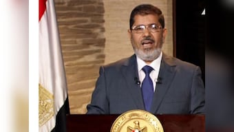 After Egypt's top court ruling Mursi headed for face-off with army