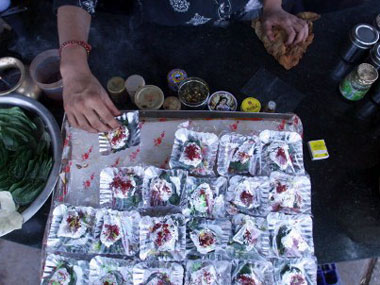 How the paan took over New York sidewalks How the paan took over New York sidewalks