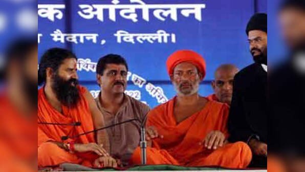 VIF, Baba Ramdev differed on methods to fight graft: Gurumurthy