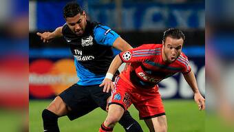 Arsenal's Santos arrested for trying to avoid police