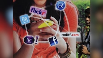 Govt should use social media to combat rumours, not ban it