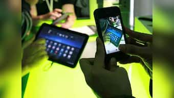 Indian IT hardware market stands at $15.8 bn in FY15; phablets up 527%