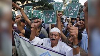 Pak minister unapologetic after announcing bounty on anti-Islam filmmaker