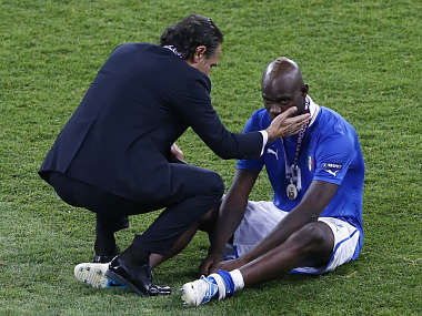 Balotelli, Cassano out of Italy squad for WC qualifiers Balotelli, Cassano out of Italy squad for WC qualifiers