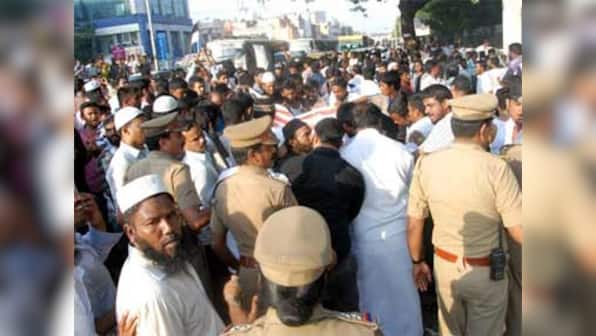 Muslim group protests anti-Islam film near Chennai US Consulate