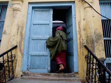 Centre's draft policy for domestic workers lacks teeth, fails to chart employee-employer relationship Centre's draft policy for domestic workers lacks teeth, fails to chart employee-employer relationship