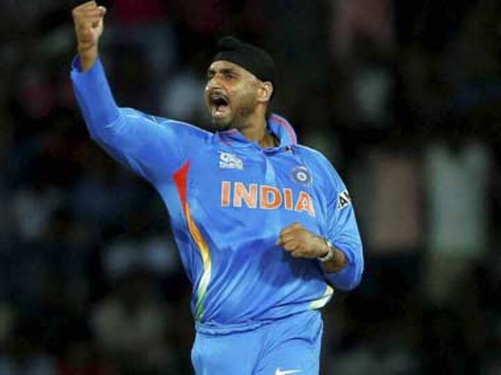 Award is for my mom and those who stood by me: Harbhajan Award is for my mom and those who stood by me: Harbhajan