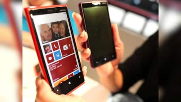 Nokia's Lumia 920 and 820: How they look, work and feel