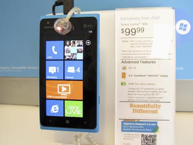 Nokia, Microsoft's latest offering: Lumia 920 out today Nokia, Microsoft's latest offering: Lumia 920 out today