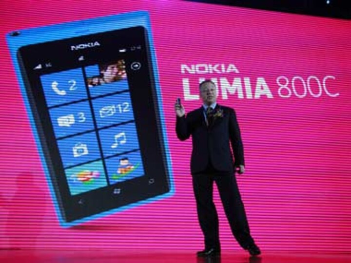 Nokia slashes prices for Lumia 800 and other Windows 7 phones 