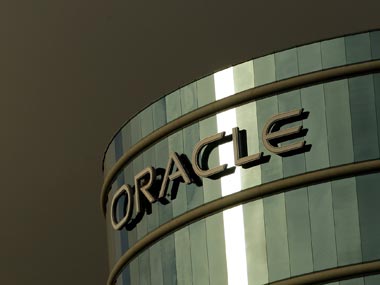 After losing lawsuit, Oracle to continue Itanium server support for HP After losing lawsuit, Oracle to continue Itanium server support for HP