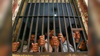 Prison break kills 10 guards, 2 inmates in Iraq