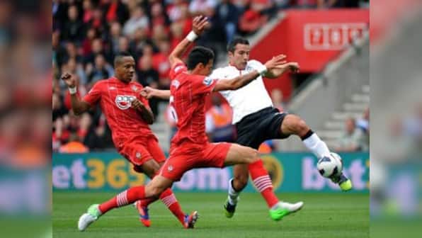 EPL: Van Persie hat-trick helps United to thrilling 3-2 win