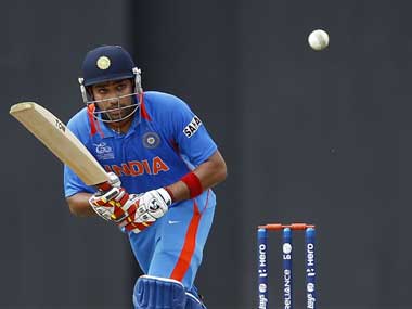 Dhoni's biggest worry: Can India make 200 in every match? Dhoni's biggest worry: Can India make 200 in every match?