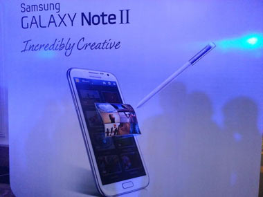 Live: Will Samsung's pricey phablet, Galaxy Note II take India by storm? Live: Will Samsung's pricey phablet, Galaxy Note II take India by storm?