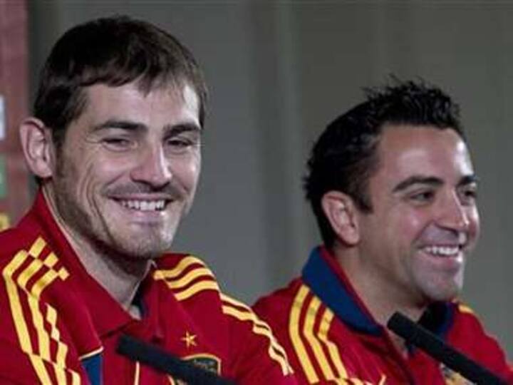 Casillas, Xavi win prestigious Spanish sports award