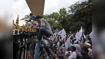 Telangana march: Over 40 trains to Hyderabad cancelled