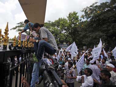 Telangana march: Over 40 trains to Hyderabad cancelled Telangana march: Over 40 trains to Hyderabad cancelled