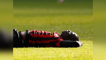 Balotelli undergoes successful eye-surgery